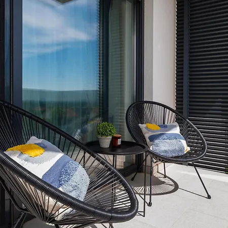 Apartment Lipotica 1